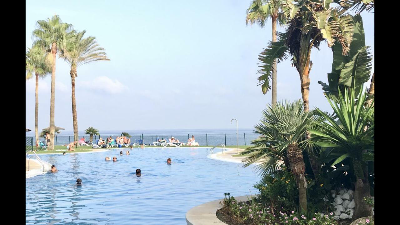 Mi Capricho C16 Beachfront Apartment Sitio de Calahonda Exteriör bild